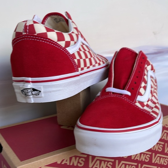 Vans • Men’s Old Skool
(Primary Check) Rng Rd/W
VN0A38G1P0T
Sneakers - Picture 9 of 16